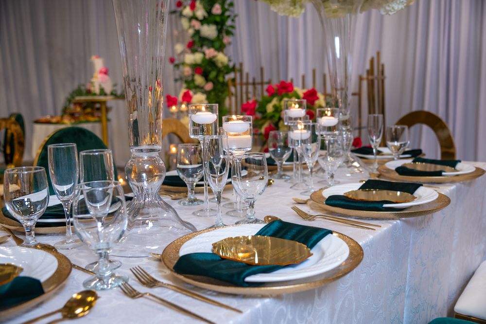 Elegant Ballroom Wedding Decor